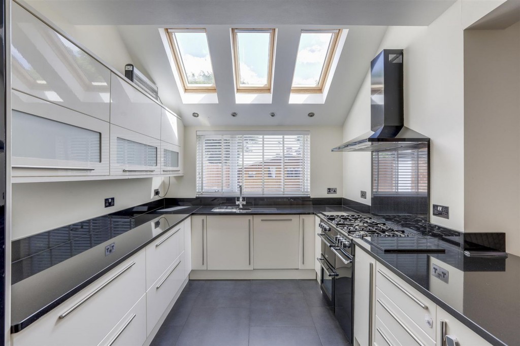 Western Boulevard, Nottingham, NG8