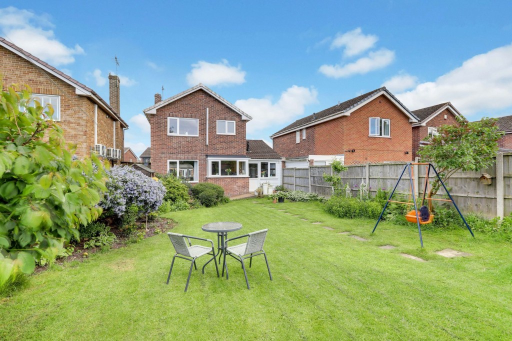 Bernard Avenue, Hucknall, NG15
