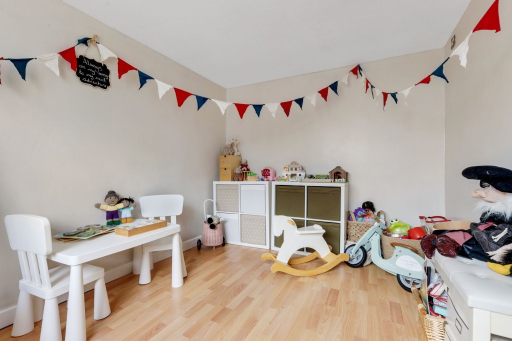 Bernard Avenue, Hucknall, NG15