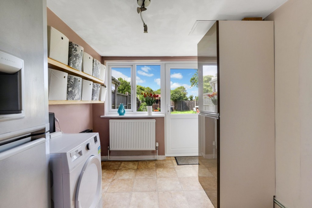 Bernard Avenue, Hucknall, NG15