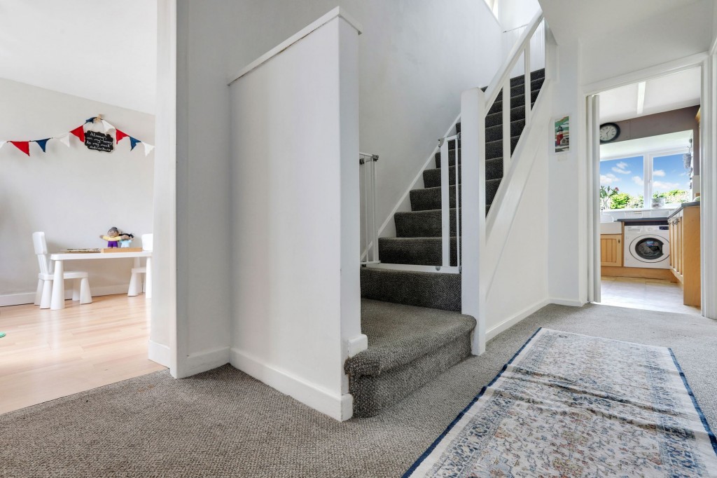 Bernard Avenue, Hucknall, NG15