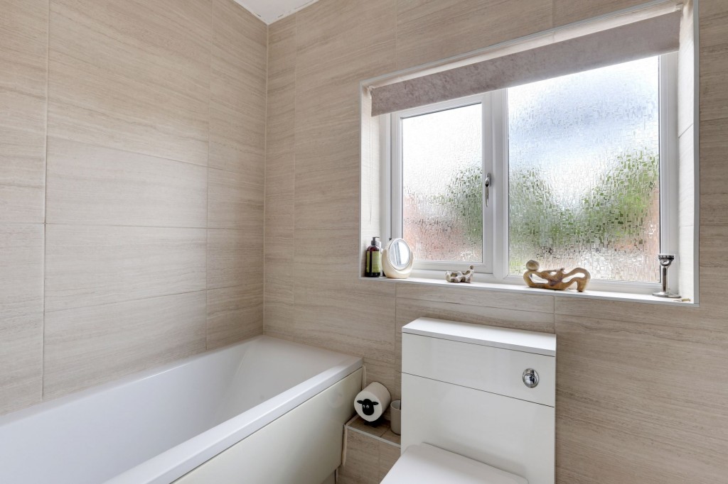 Shaw Crescent, Hucknall, NG15
