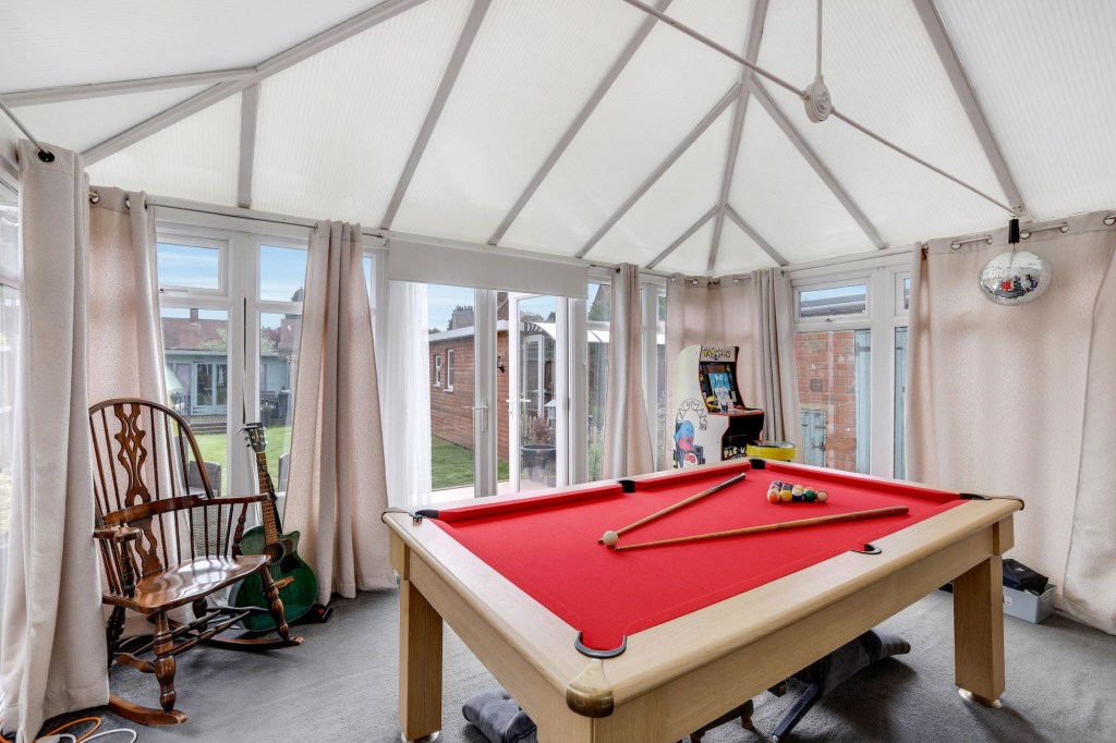Shaw Crescent, Hucknall, NG15