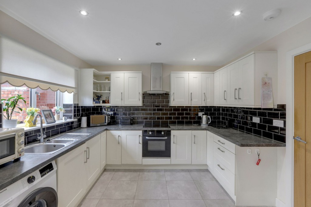 Cyril Avenue, Stapleford, NG9
