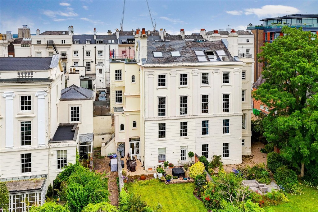 Western Terrace, The Park, NG7