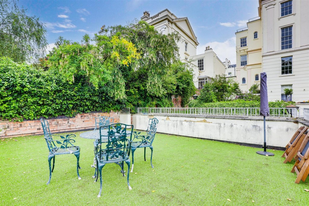 Western Terrace, The Park, NG7