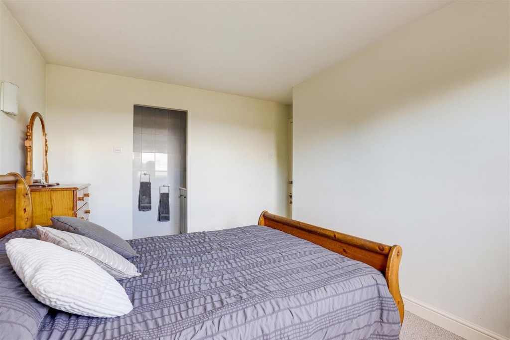 Bowland Close, Nottingham, NG3