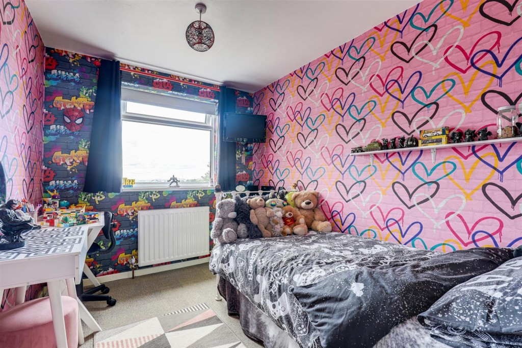 Bowland Close, Nottingham, NG3