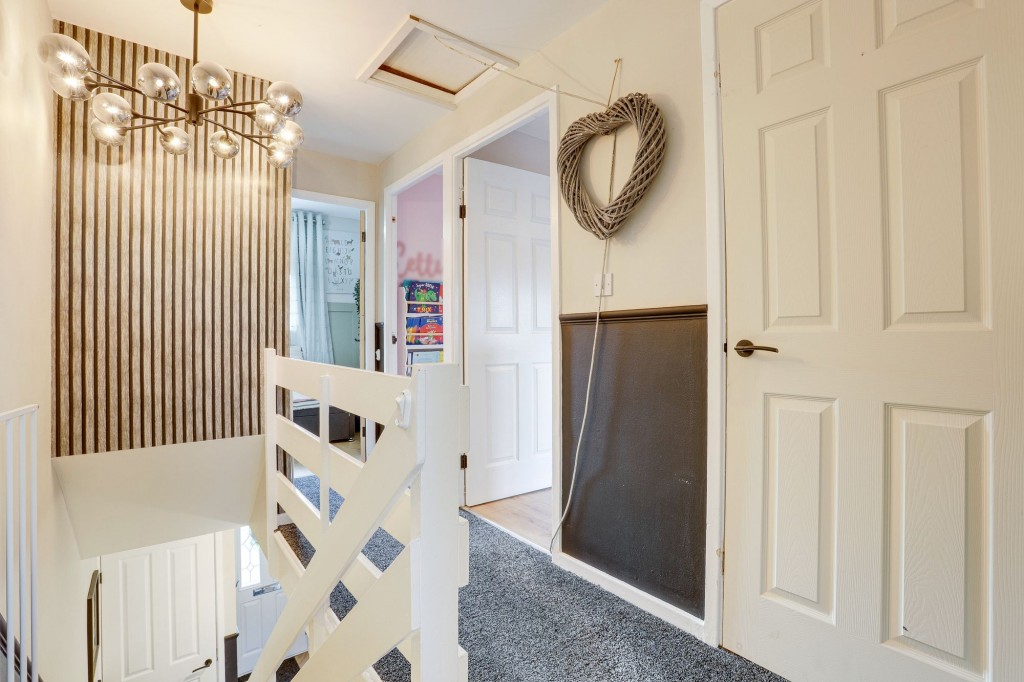 Wearmouth Gardens, Nottingham, NG5