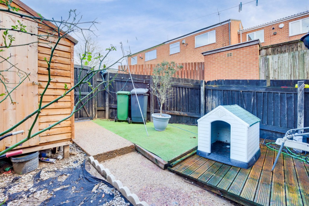 Wearmouth Gardens, Nottingham, NG5