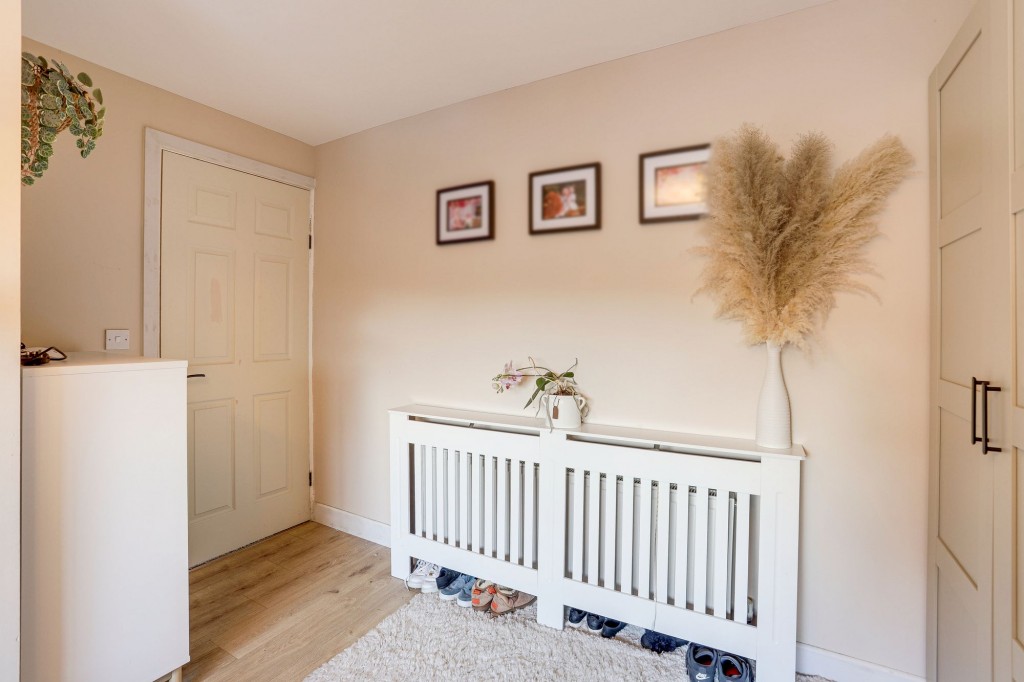 Wearmouth Gardens, Nottingham, NG5
