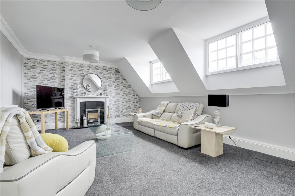 Village Street, Edwalton, NG12