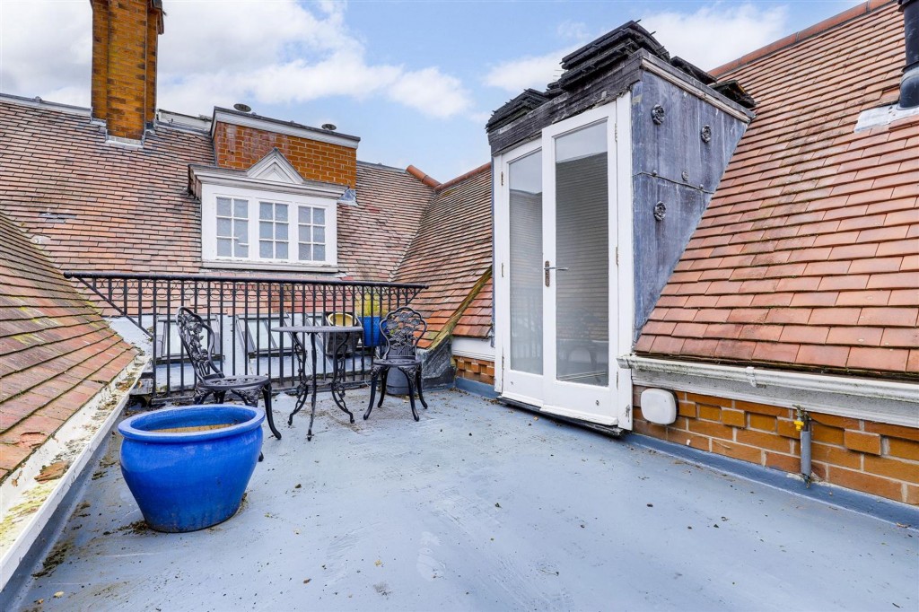 Village Street, Edwalton, NG12