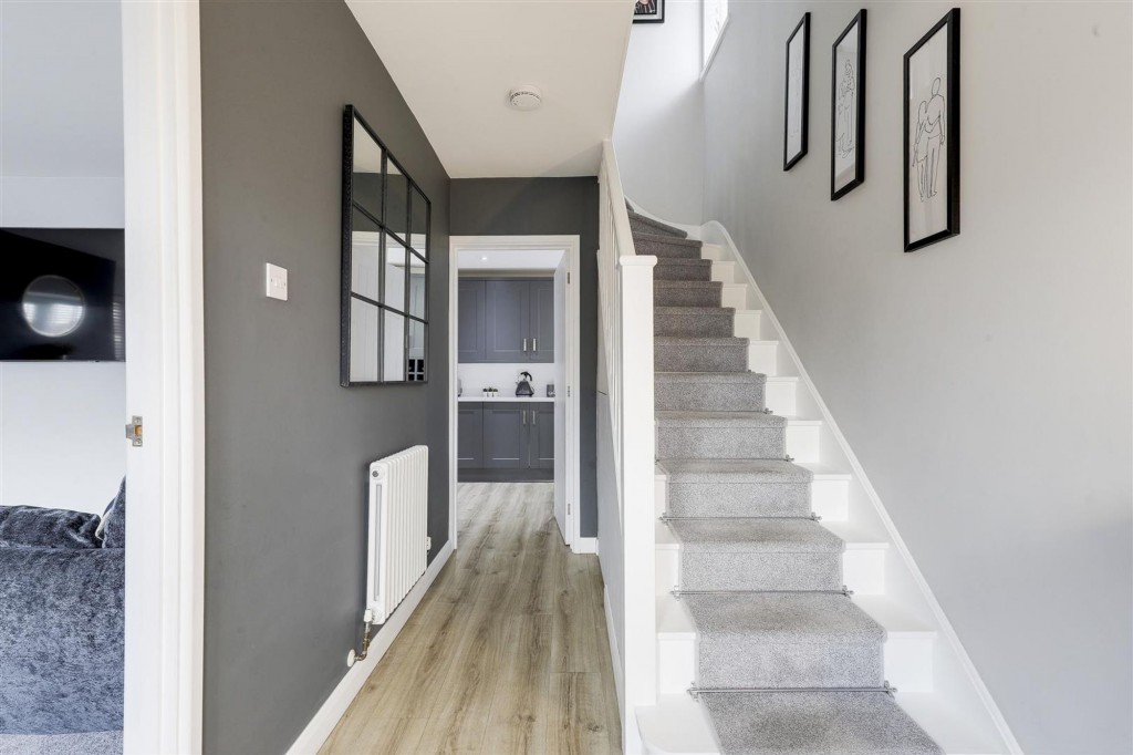 Welham Crescent, Arnold, NG5