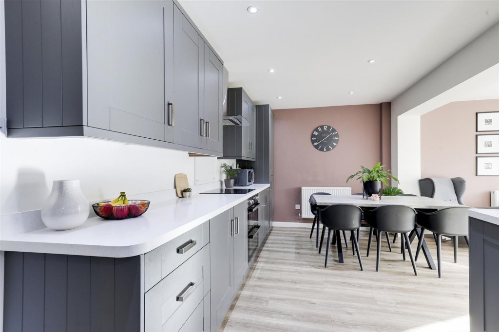 Welham Crescent, Arnold, NG5