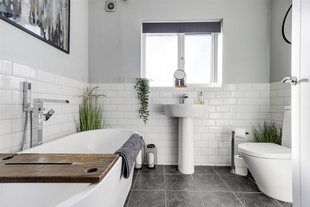 Welham Crescent, Arnold, NG5