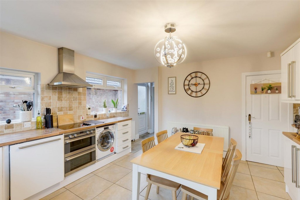 Rolleston Drive, Arnold, NG5