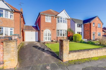 Maple Drive, Nuthall, NG16