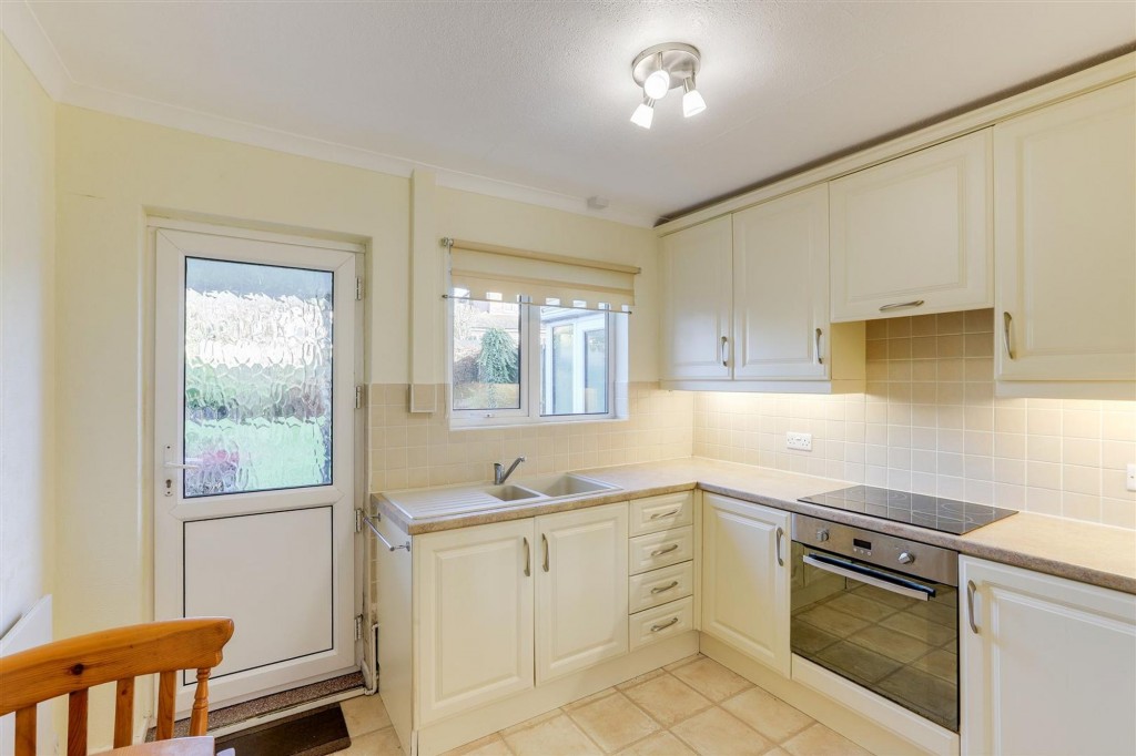 Maple Drive, Nuthall, NG16