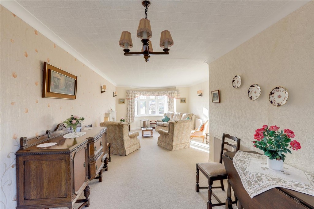 Maple Drive, Nuthall, NG16