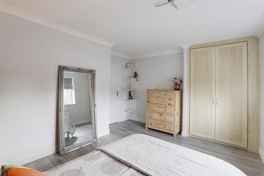 Linden Grove, Gedling, NG4