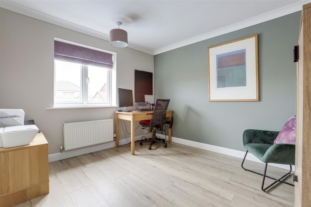 Linden Grove, Gedling, NG4