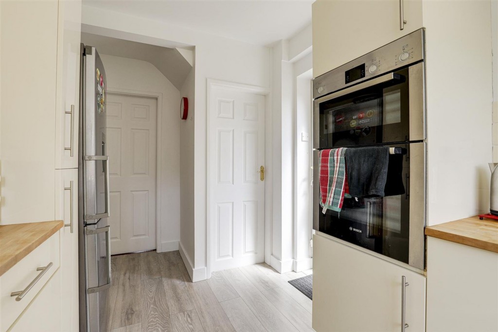 Windsor Crescent, Woodthorpe, NG5