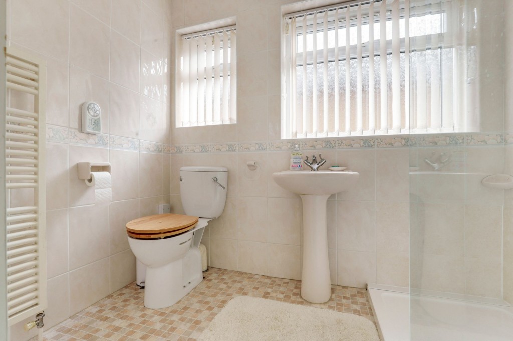 Brockwood Crescent, Keyworth, NG12