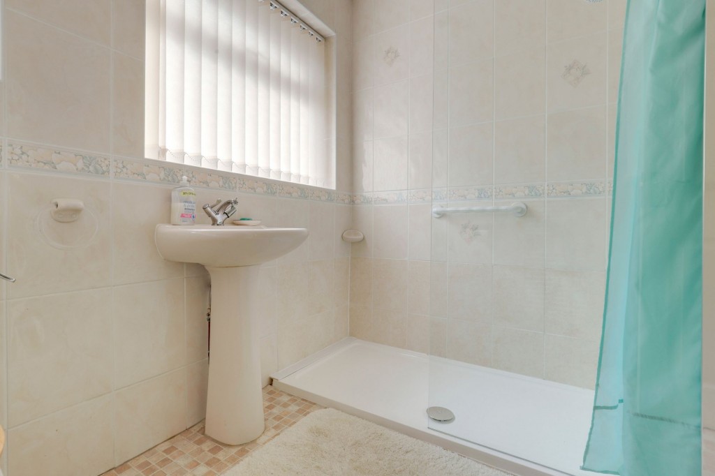 Brockwood Crescent, Keyworth, NG12