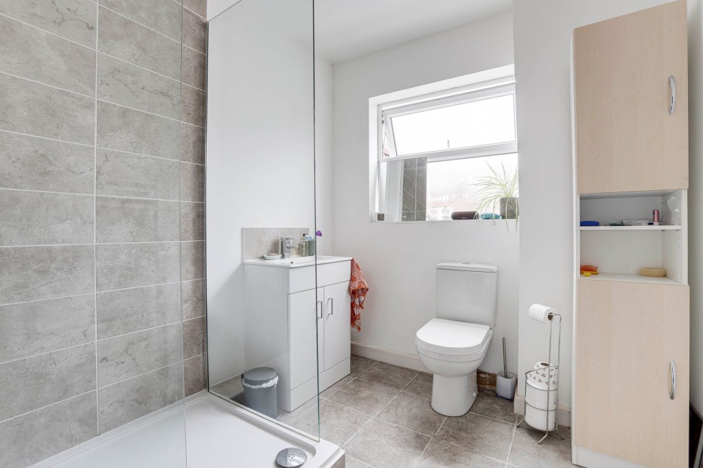 Bridge Street, Long Eaton, NG10