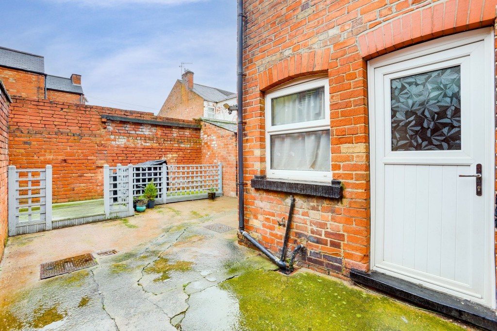 Bridge Street, Long Eaton, NG10