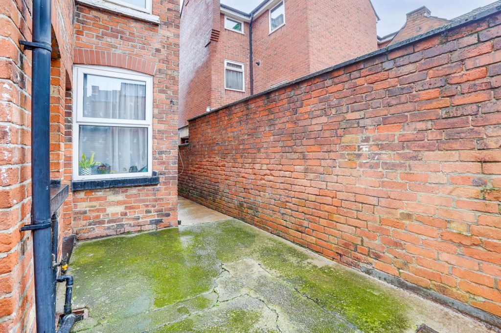 Bridge Street, Long Eaton, NG10