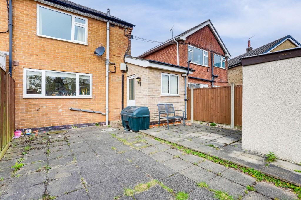 Maylands Avenue, Breaston, DE72