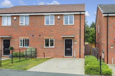 Hall Close, Nottingham, NG5