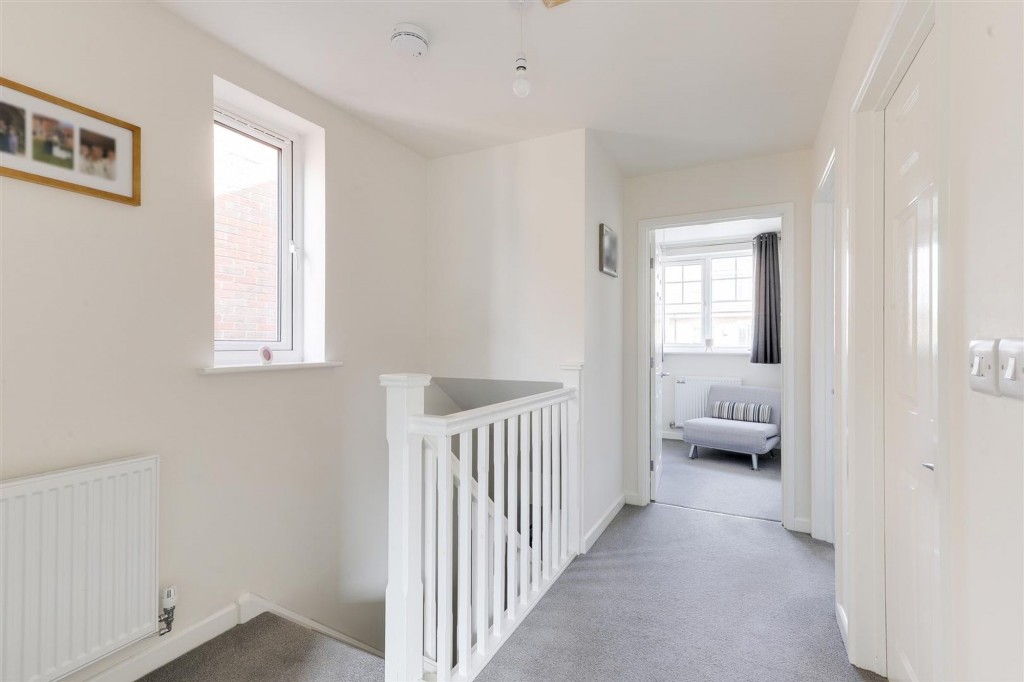 Hall Close, Nottingham, NG5