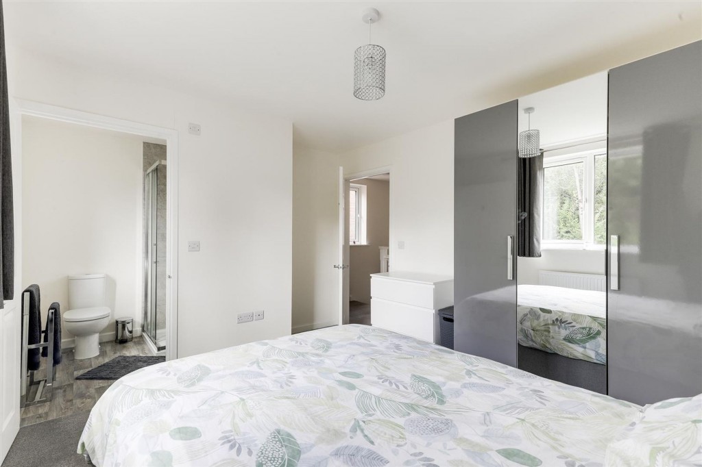 Hall Close, Nottingham, NG5