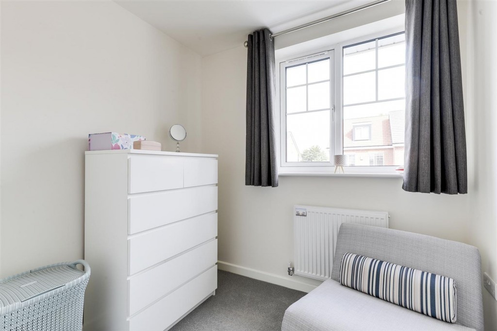 Hall Close, Nottingham, NG5