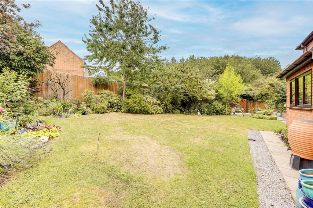 Paige Gardens, Sandiacre, NG10