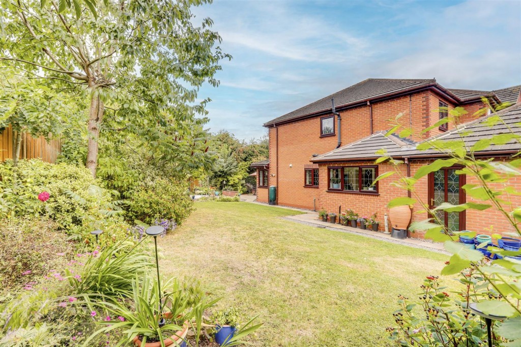 Paige Gardens, Sandiacre, NG10