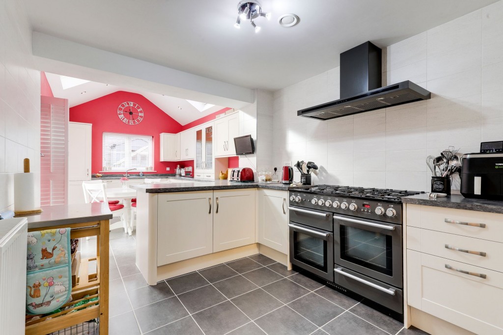 Carnelian Drive, Sutton-In-Ashfield, NG17