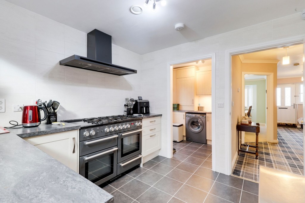 Carnelian Drive, Sutton-In-Ashfield, NG17