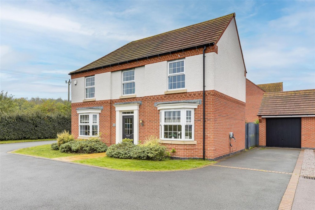 Pompeia Close, Hucknall, NG15