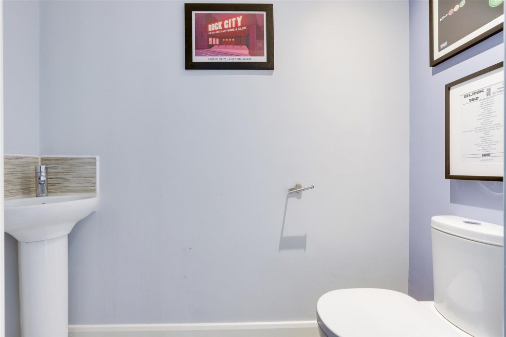 Pompeia Close, Hucknall, NG15