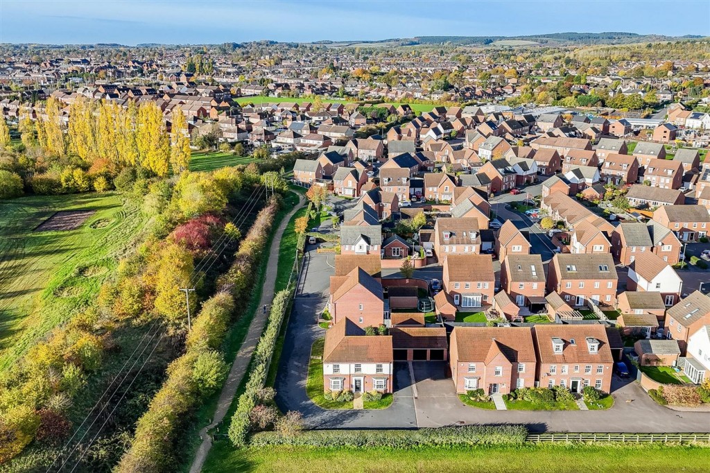 Pompeia Close, Hucknall, NG15