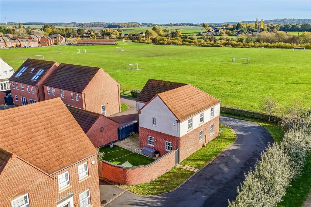 Pompeia Close, Hucknall, NG15