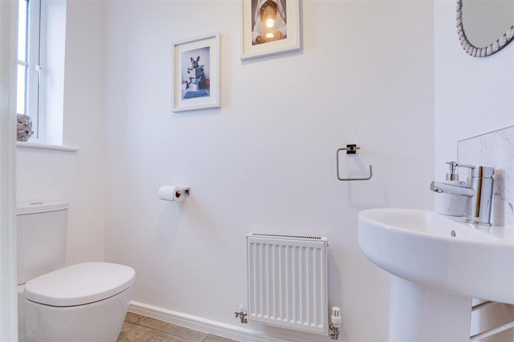 Violet Grove, Newark, NG24