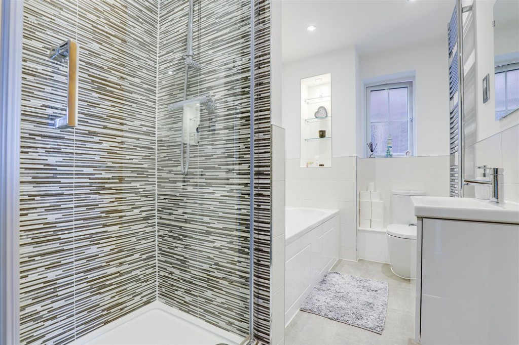 Violet Grove, Newark, NG24