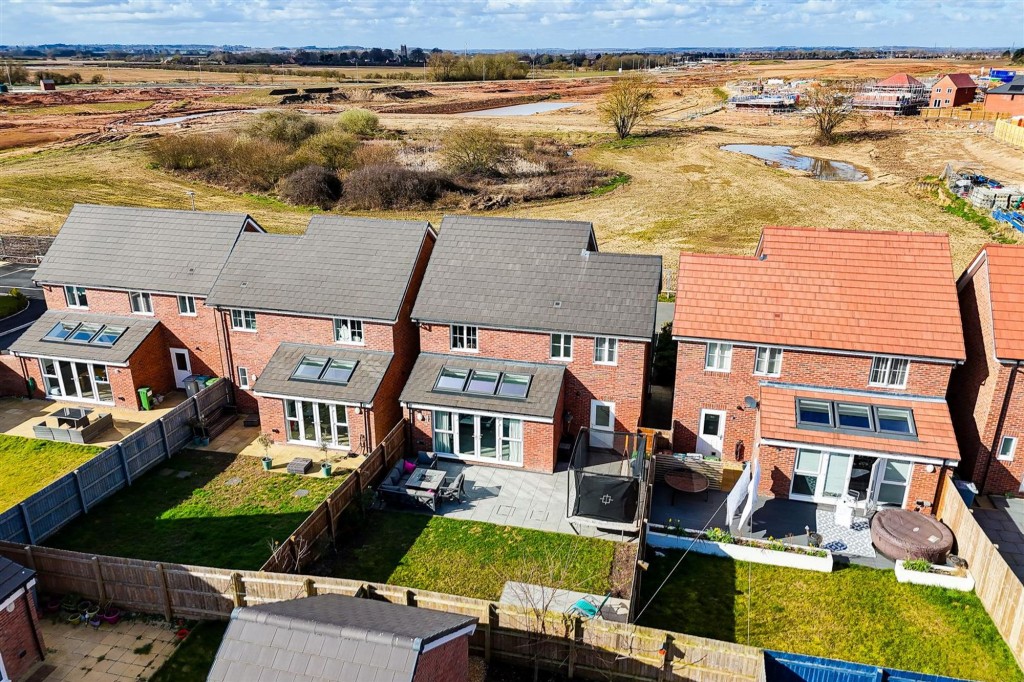 Violet Grove, Newark, NG24