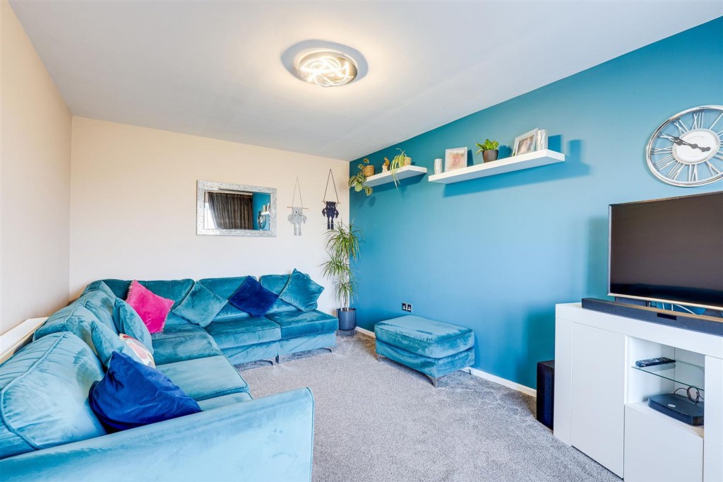 Violet Grove, Newark, NG24