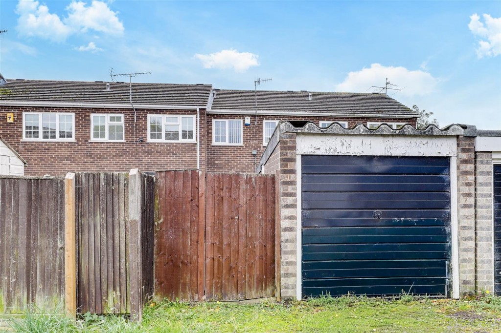 Holkham Close, Arnold, NG5